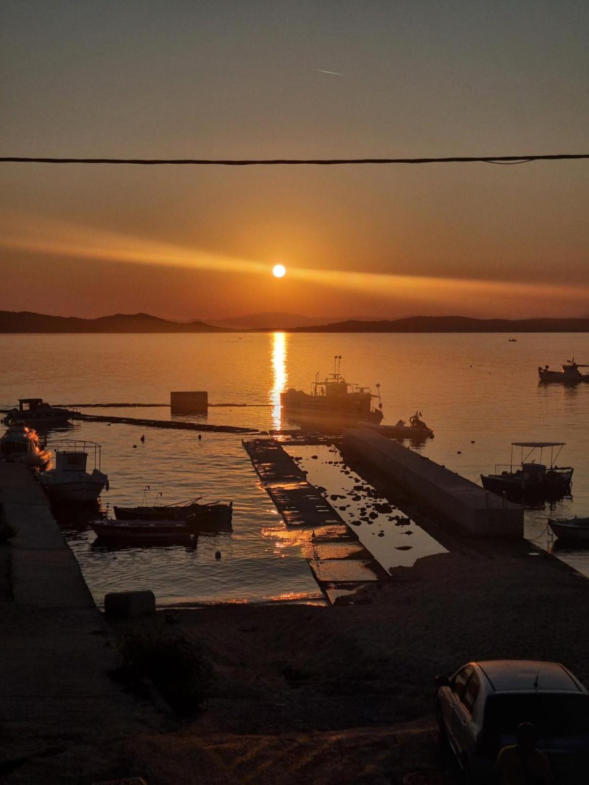 Pension Antonakis Ouranoupolis Greece エクステリア 写真